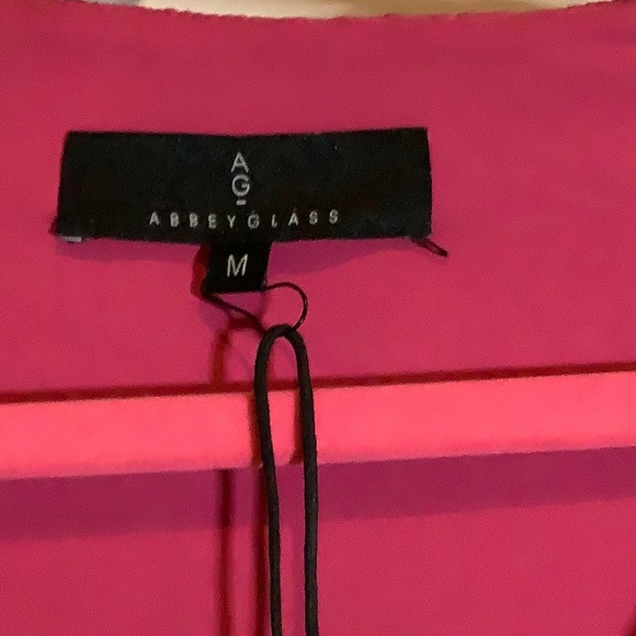 NWT ABBY GLASS medium raspberry floral appliqué dress mid length p2p 19💕 - Picture 3 of 7